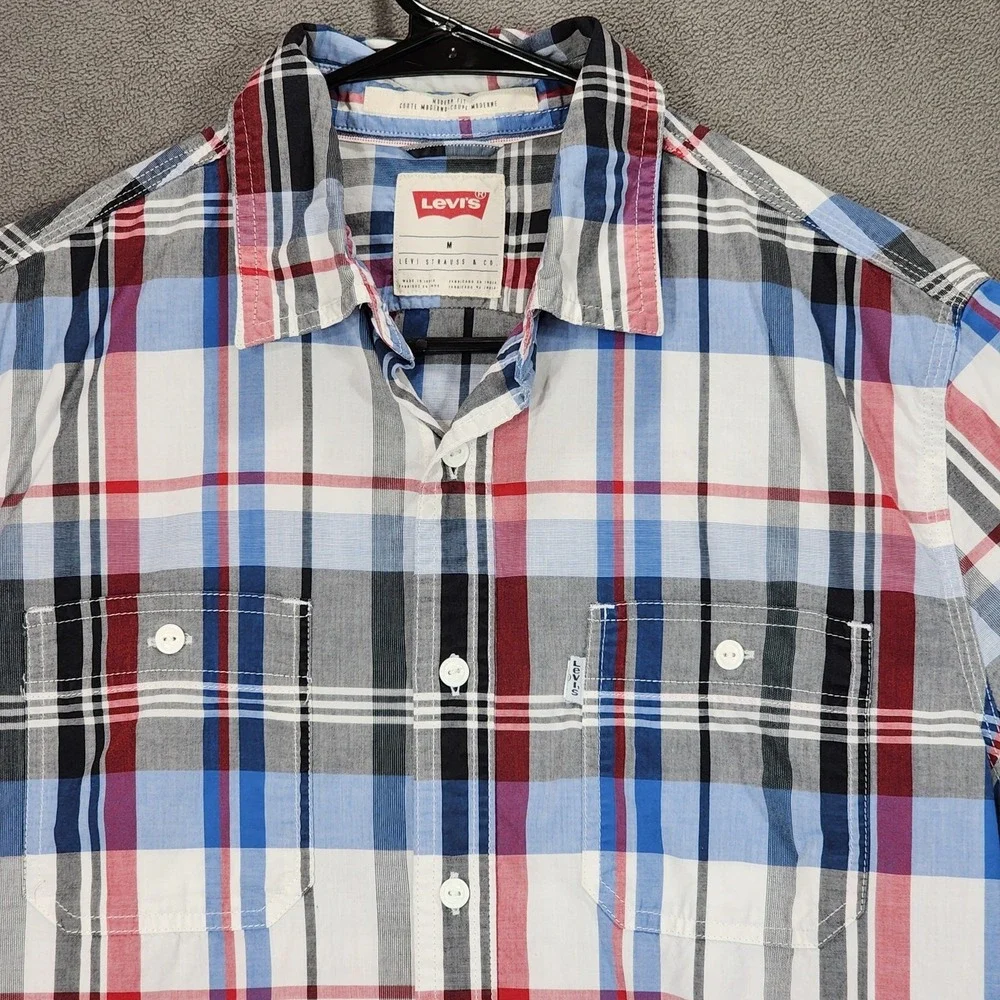 Levis Button Up Shirt M Men Modern Fit Plaid Red White Blue Western Cowboy Rodeo